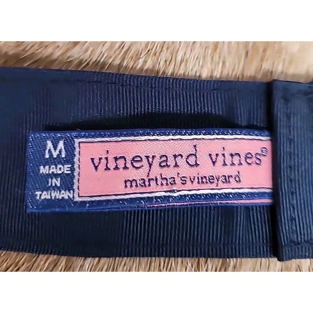 Vineyard Vines Men's‎ Size M Belt Navy Blue Fish Bone Skeleton D-Ring Ribbon
